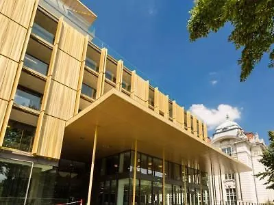 Doubletree By Hilton Schonbrunn Hotel 4*