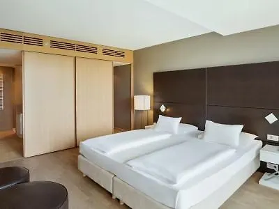 Doubletree By Hilton Schonbrunn Hotel