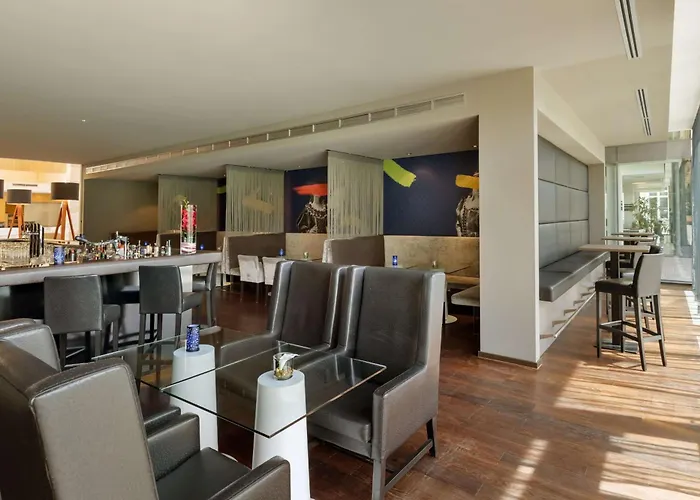 Doubletree By Hilton Schonbrunn