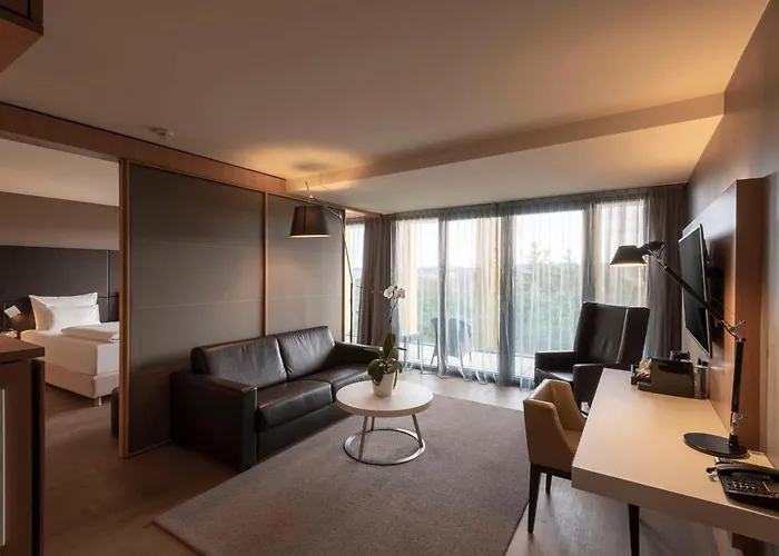 Doubletree By Hilton Schonbrunn Готель
