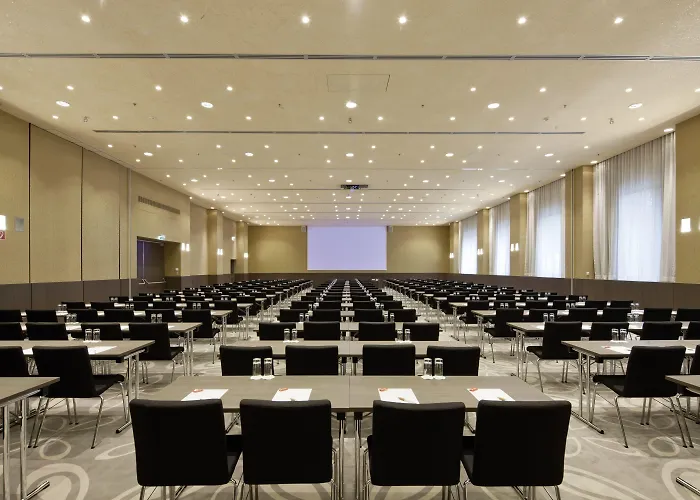 Doubletree By Hilton Schonbrunn Готель