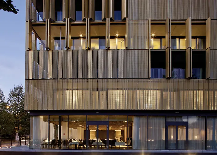Готель Doubletree By Hilton Schonbrunn Відень