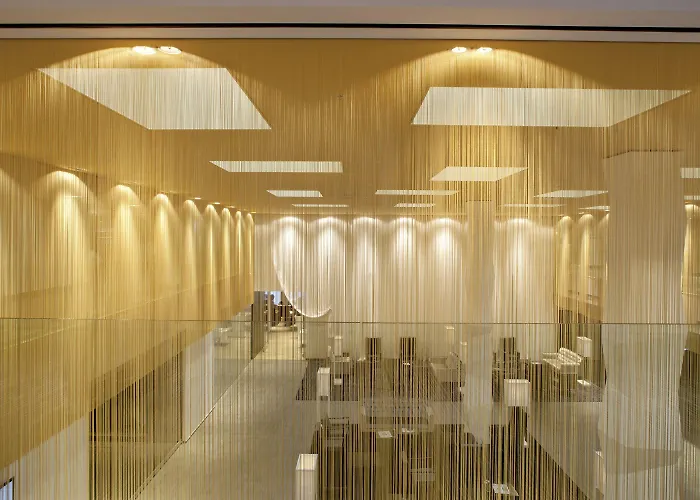 Doubletree By Hilton Schonbrunn Готель Відень
