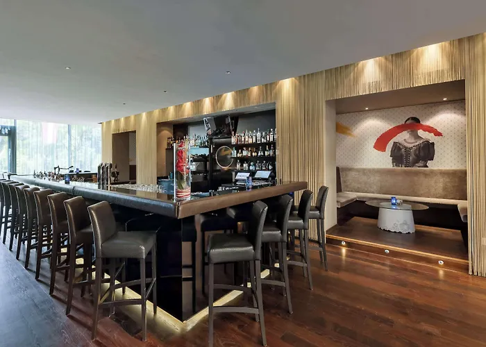 Готель Doubletree By Hilton Schonbrunn Відень