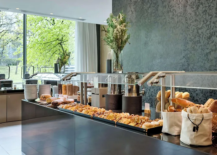 Doubletree By Hilton Schonbrunn Готель 4*