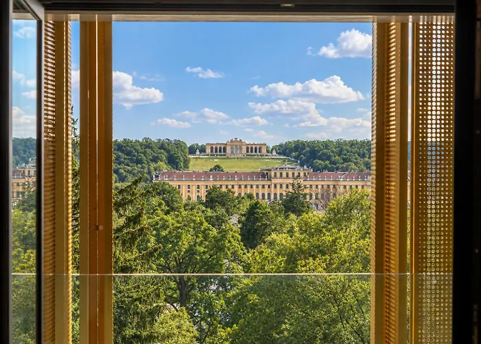 Hotel Doubletree By Hilton Schonbrunn 4*